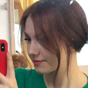 Лера из Саратова, мне 18, познакомлюсь для секса на одну ночь