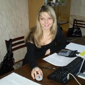 Я Екатeрина, 29, знакомлюсь для виртуального секса в Сланцах