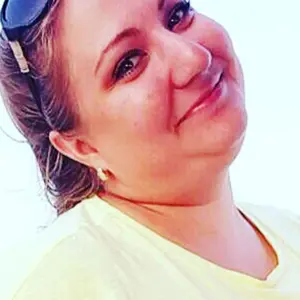 Анюта из Реутова, мне 34, познакомлюсь для секса на одну ночь