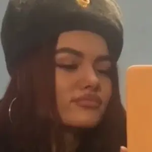 Эмилия из Калининграда, мне 22, познакомлюсь с парнем для регулярного секса