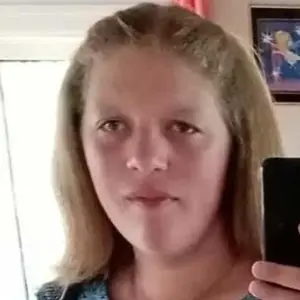Я Юлия, 27, знакомлюсь для секса на одну ночь в Магдагачах
